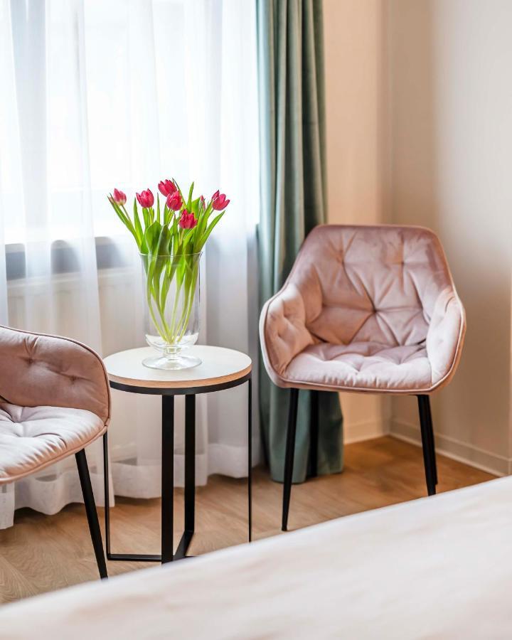 Hotel H12**** クラクフ エクステリア 写真