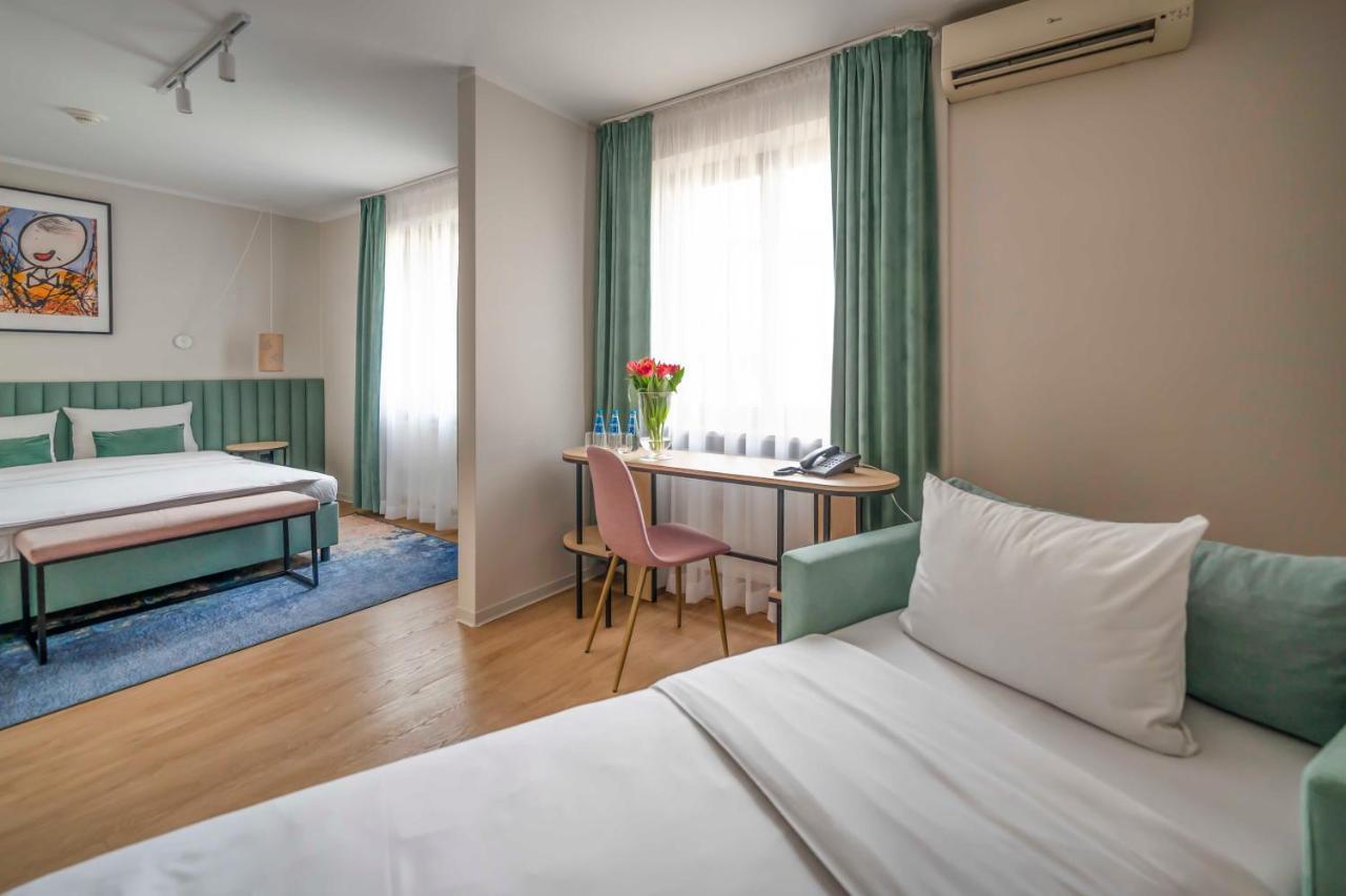 Hotel H12**** クラクフ エクステリア 写真