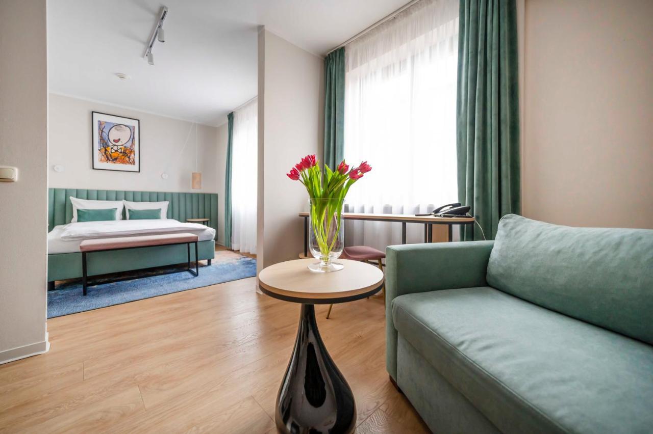Hotel H12**** クラクフ エクステリア 写真