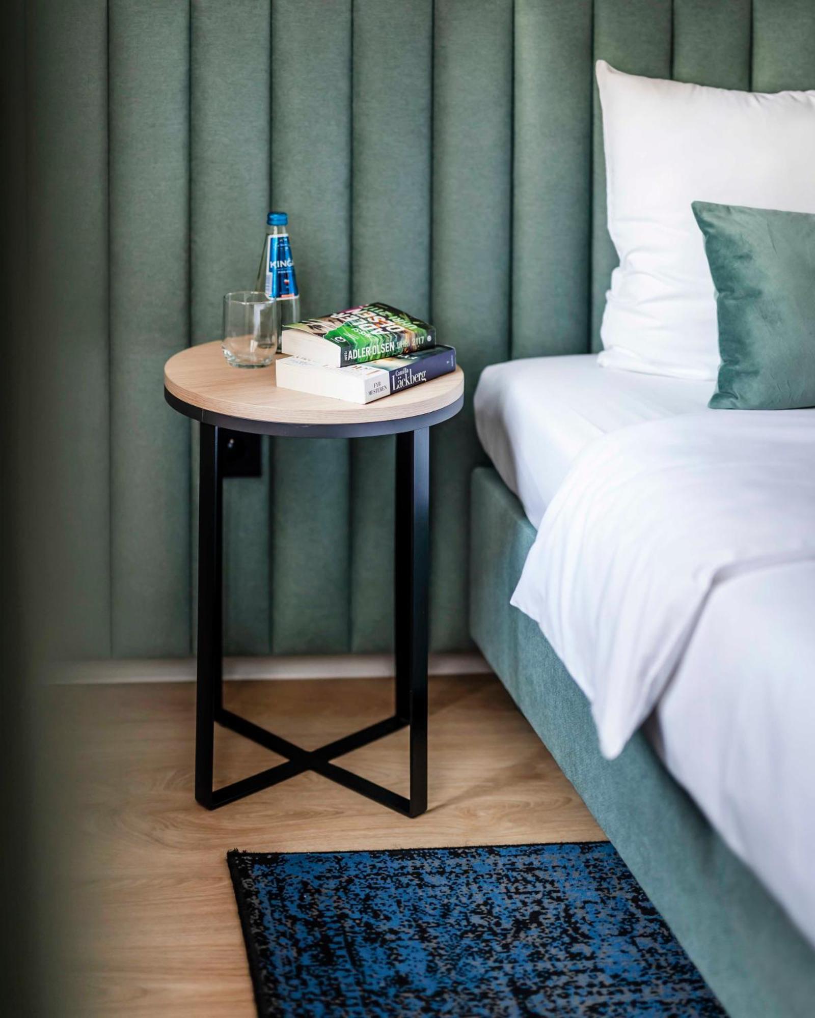 Hotel H12**** クラクフ エクステリア 写真
